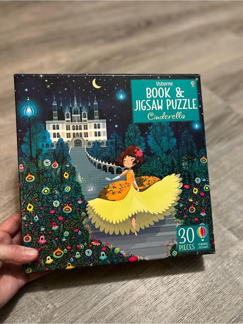 Usborne Cinderella Book & 30-Piece Jigsaw Puzzle